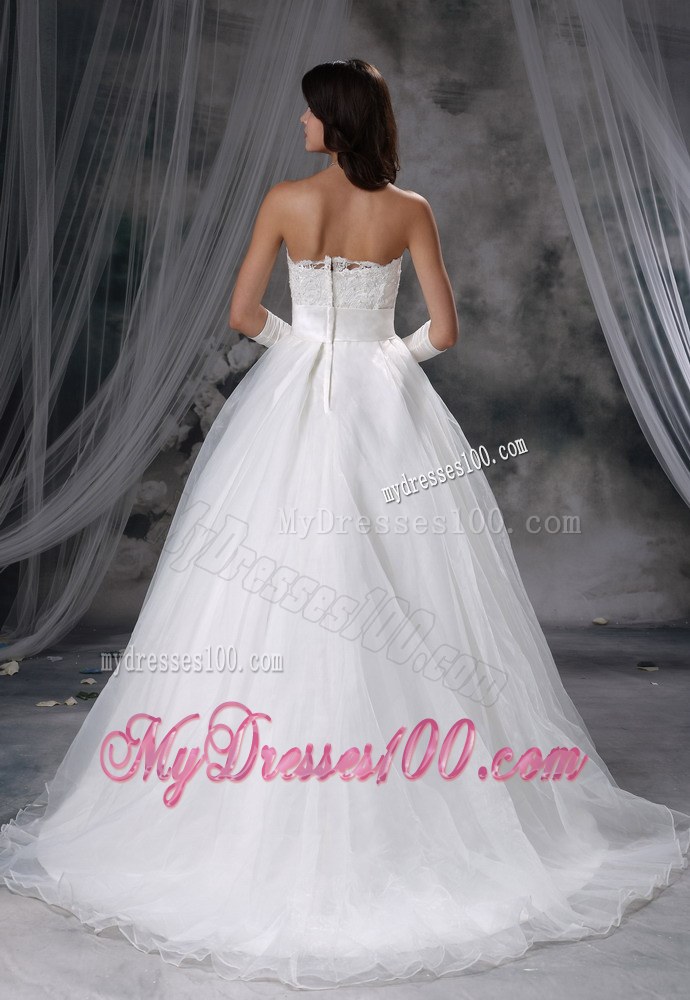 Appliques Decorate Bust Bowknot Court Train Bridal Gowns