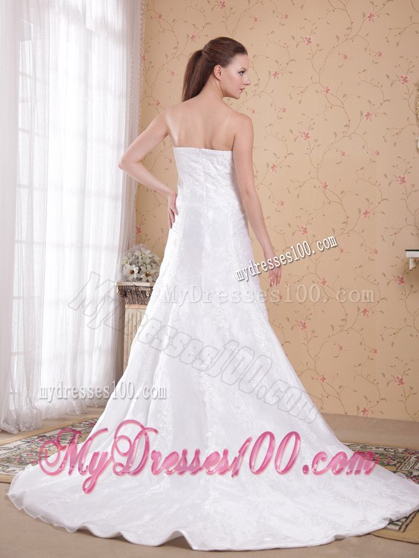 White Strapless Court Train Luxurious Lace Wedding Dresses