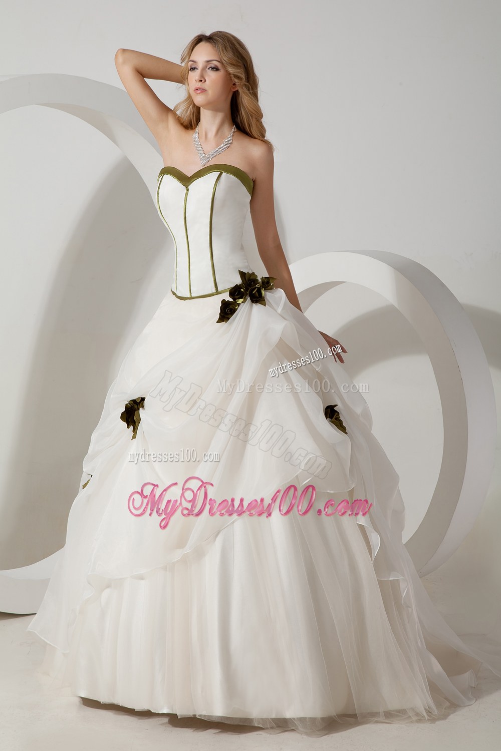 White Ball Gown Sweetheart Brush Train Flowers Wedding Dresses