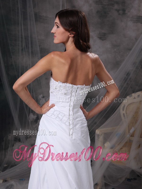 White Strapless Court Train Appliques and Ruches Wedding Dresses