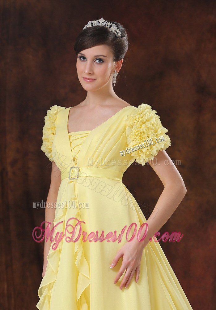 Yellow Square Short Sleeves Flowers Decorate Wedding Dress
