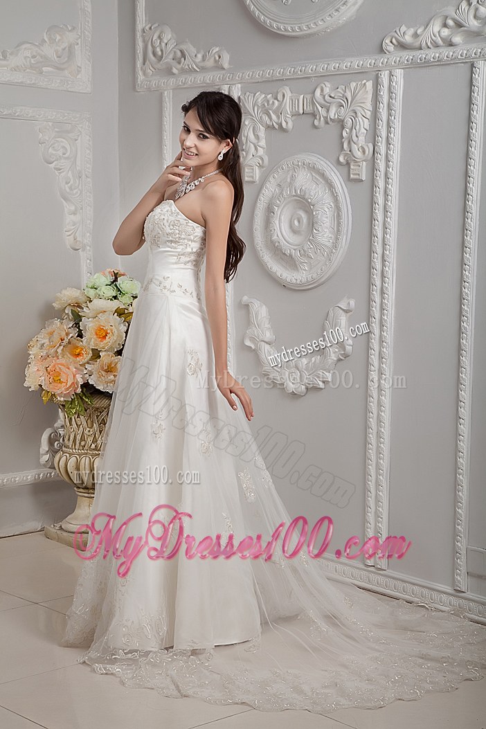 Elegant Strapless Court Train Appliques Lace Cheap Wedding Dress On Sale