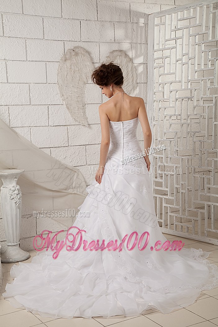 Exquisite Sweetheart Court Train Appliques 2013 Wedding Dresses On Sale