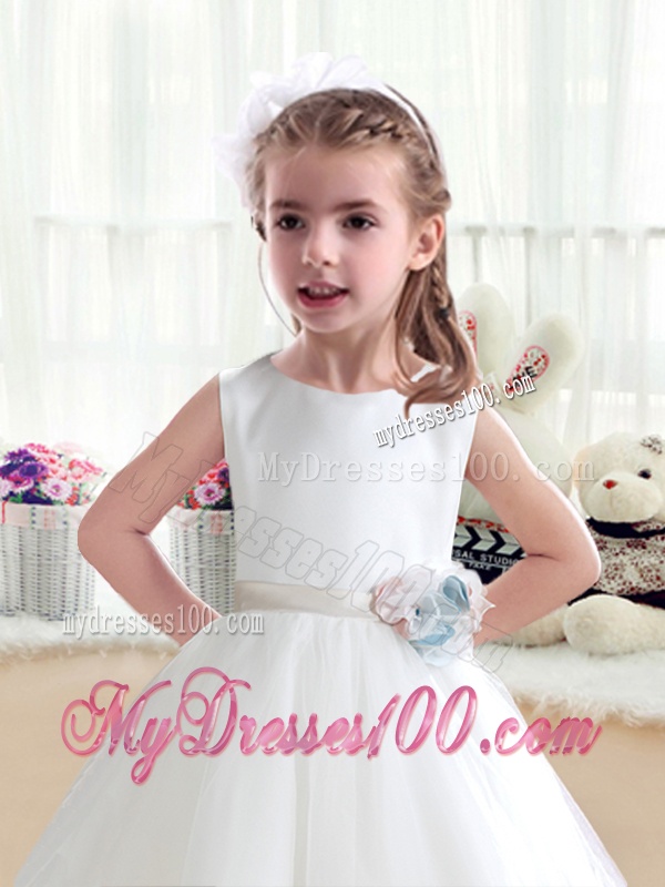Top Selling Scoop White Flower Girl Dresses with Appliques