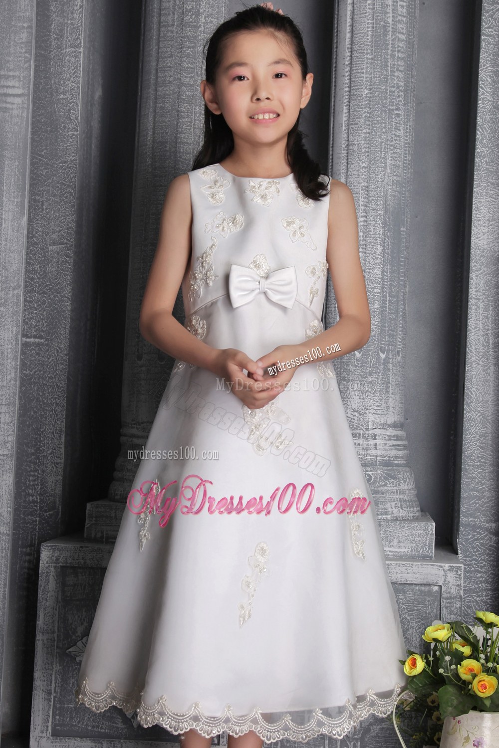 White Princess Scoop Tea-length Beading Flower Girl Dress