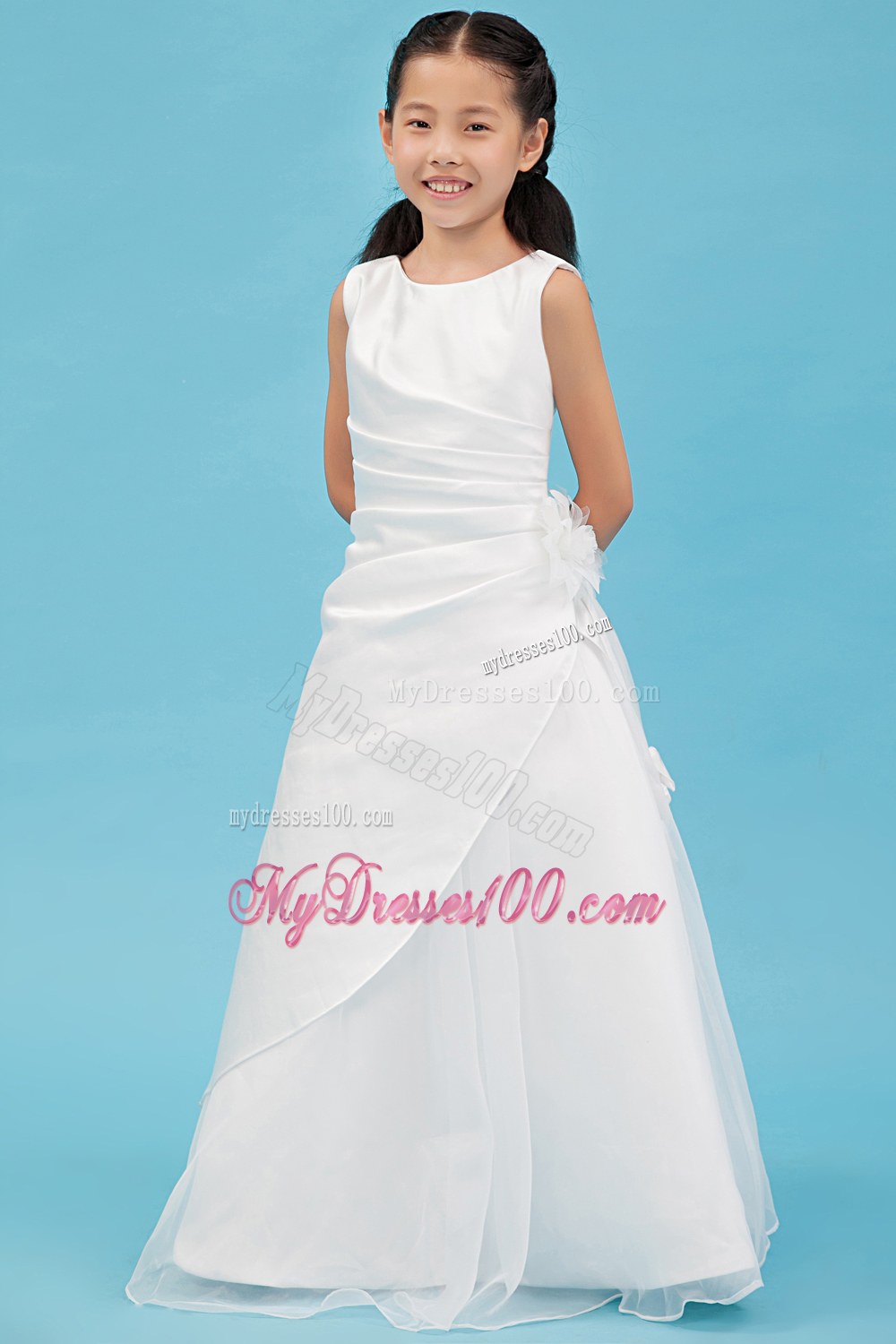 White Scoop Floor-length Appliques Flower Girl Dress