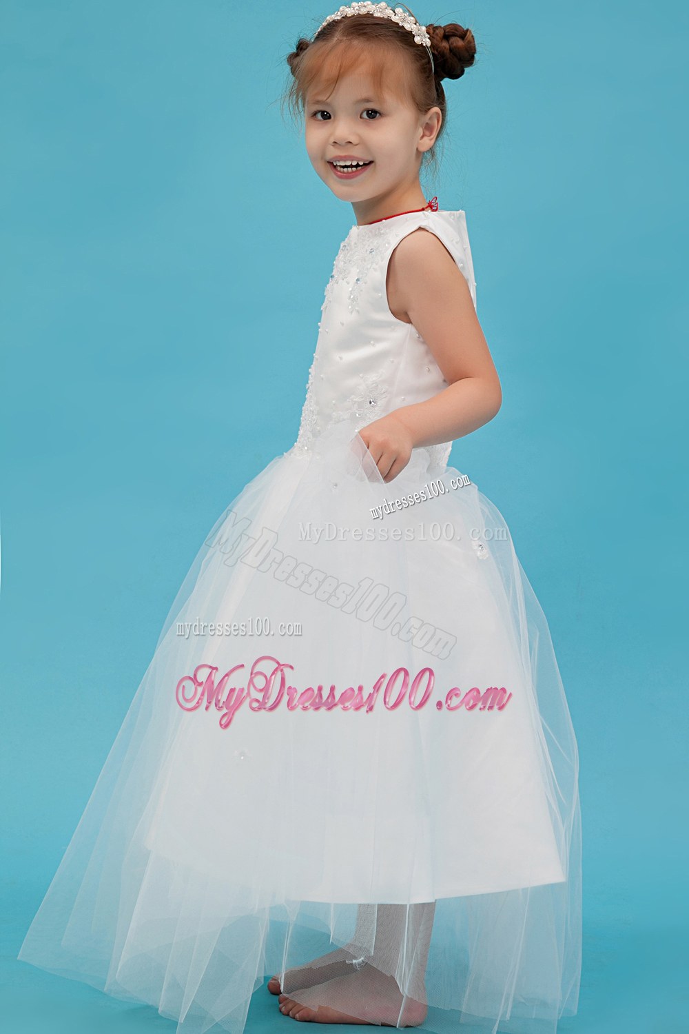 White Scoop Floor-length Appliques Flower Girl Dress