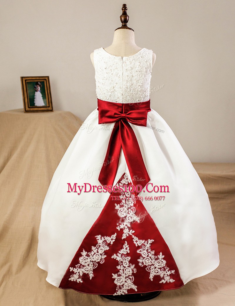 Best Scoop Satin Sleeveless Floor Length Flower Girl Dresses for Less and Lace and Appliques and Bowknot