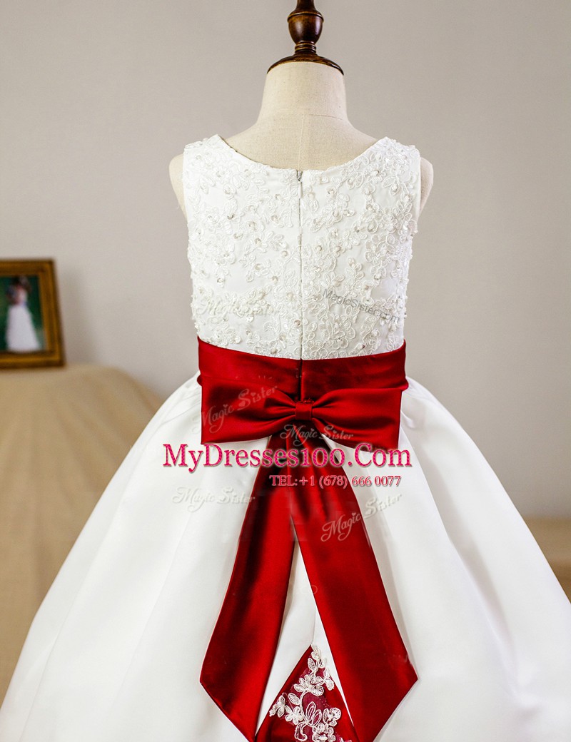 Best Scoop Satin Sleeveless Floor Length Flower Girl Dresses for Less and Lace and Appliques and Bowknot