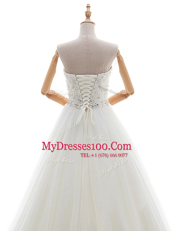 Suitable Sweetheart Sleeveless Tulle Wedding Dresses Beading and Appliques Brush Train Lace Up