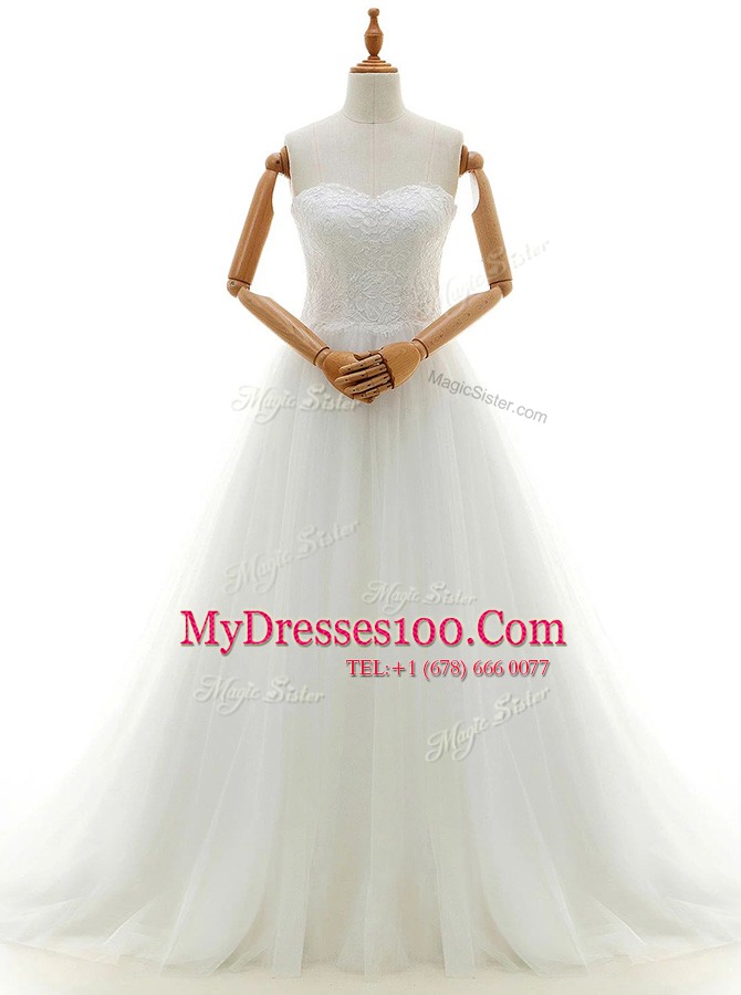 Sweetheart Sleeveless Tulle Wedding Dress Lace Brush Train Clasp Handle