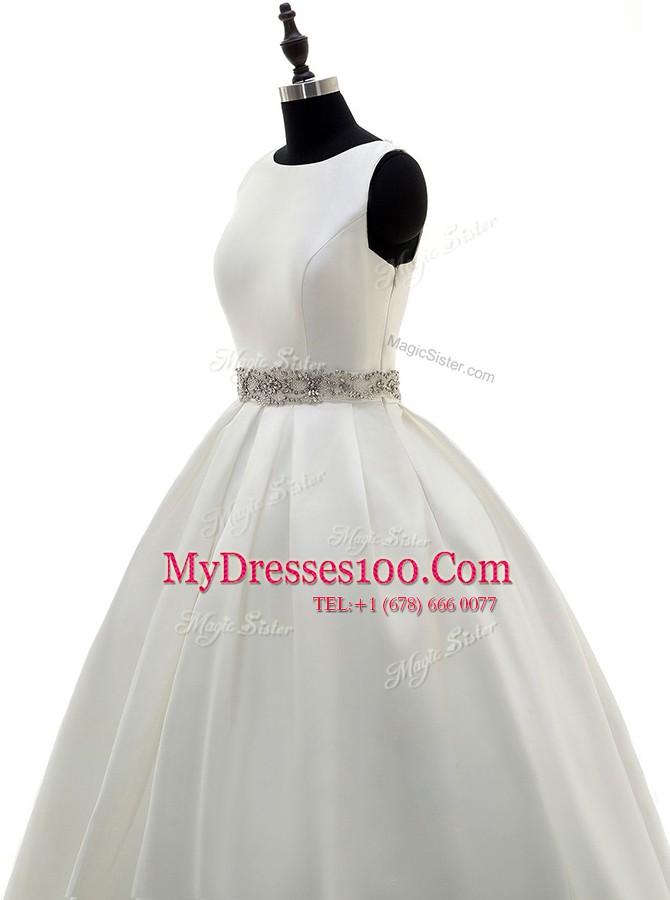 Scoop Sleeveless With Train Beading Zipper Wedding Gowns with White Sweep Train