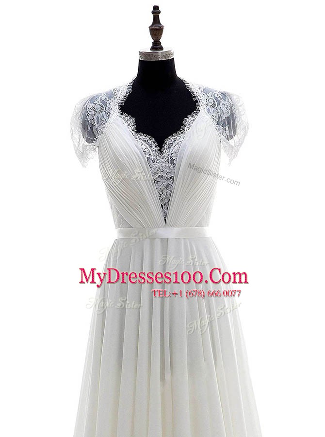 Excellent White Clasp Handle Wedding Gowns Lace Short Sleeves With Brush Train