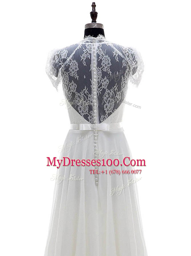 Excellent White Clasp Handle Wedding Gowns Lace Short Sleeves With Brush Train