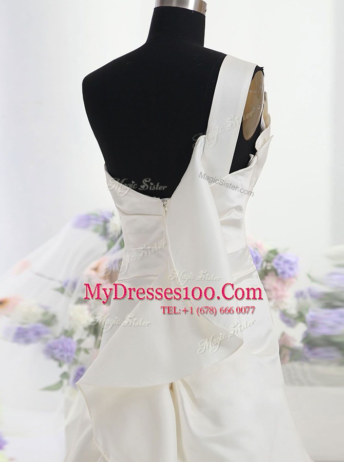 Free and Easy Chapel Train Column/Sheath Wedding Dress White One Shoulder Satin Sleeveless With Train Zipper