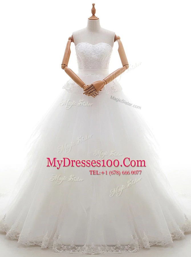 Clearance White Sleeveless With Train Lace Zipper Bridal Gown