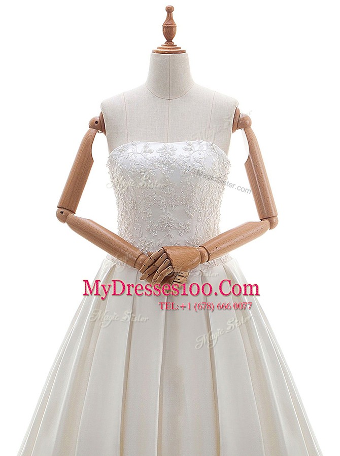 Most Popular White Lace Up V-neck Lace and Appliques Wedding Dresses Lace Sleeveless Watteau Train
