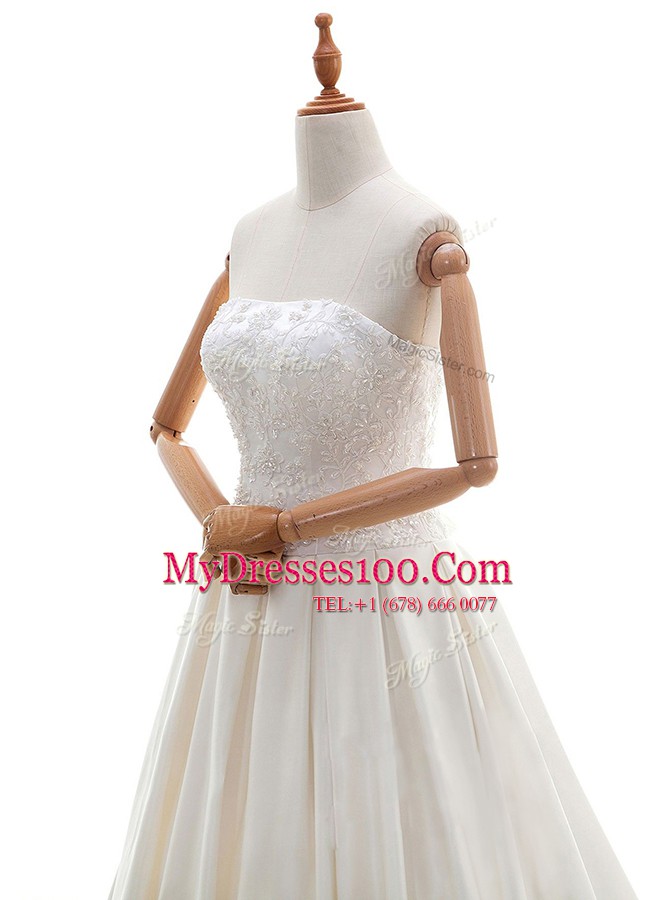 Most Popular White Lace Up V-neck Lace and Appliques Wedding Dresses Lace Sleeveless Watteau Train
