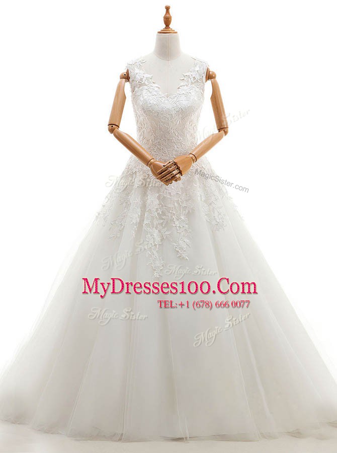 Sophisticated White V-neck Zipper Appliques Wedding Gown Brush Train Sleeveless