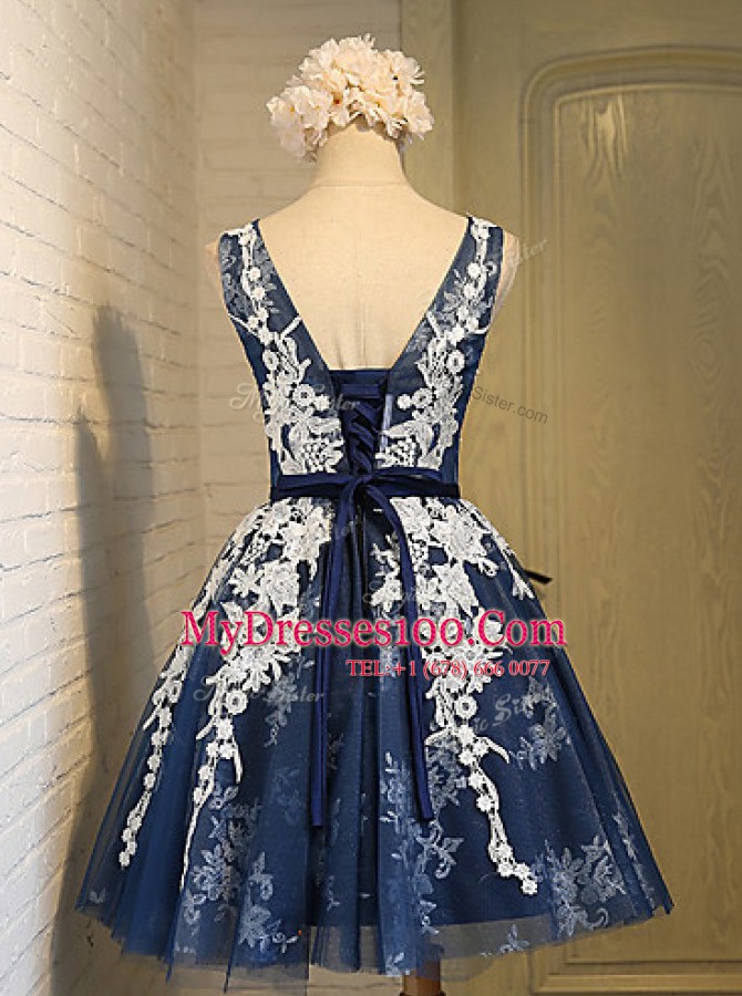 Scoop Sleeveless Appliques Lace Up Cocktail Dress