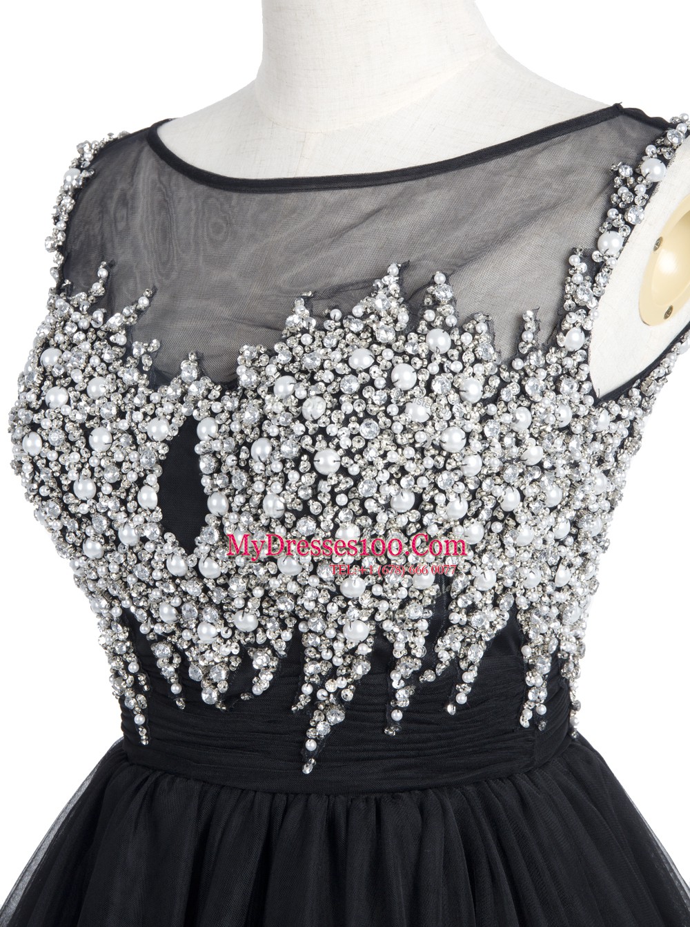 Glittering Black A-line Scoop Sleeveless Organza Mini Length Zipper Beading and Sequins Prom Gown