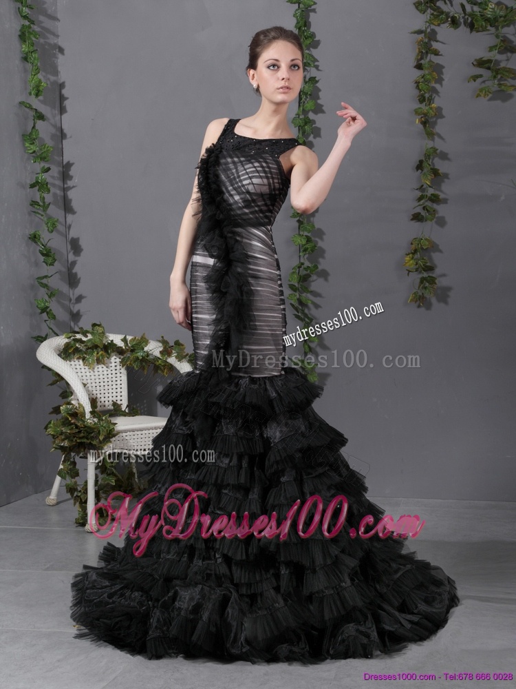 2016 Elegant Mermaid Mother of The Bride Dress with Ruffled Layers and Brush Train