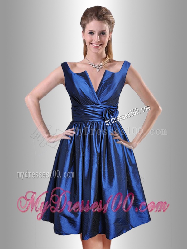 Exquisite Open Back Hand Crafted Flower Mother of The Bride Dress in Royal Blue