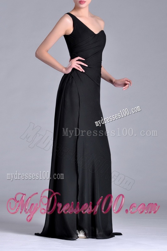 Gorgeous One Shoulder Black Mother of The Bride Dress with Ruching and High Slit
