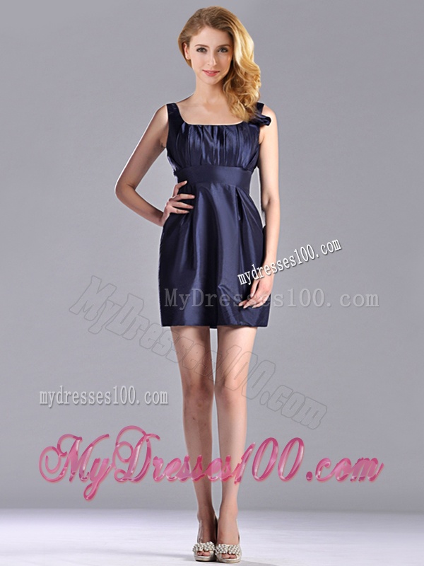 Hot Sale Square Handcrafted Flower Short Mother of The Bride Dress in Navy Blue