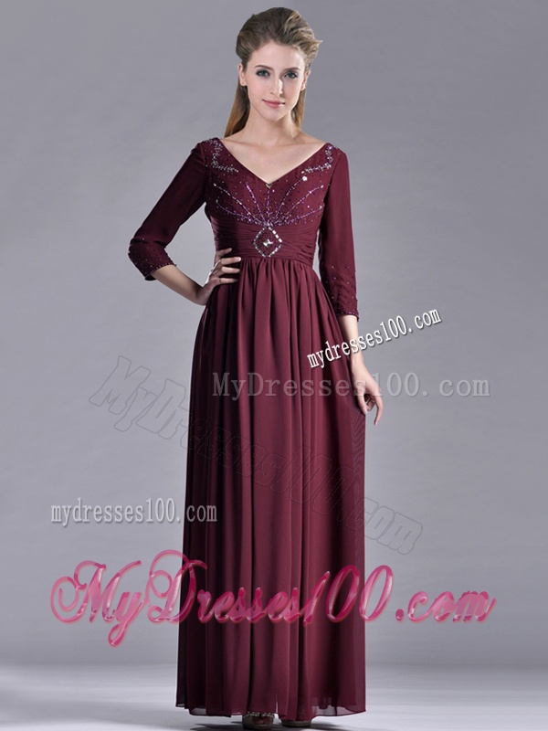 Latest Beaded V Neck Burgundy Mother of The Bride Dress with Three Fourth Length Sleeves