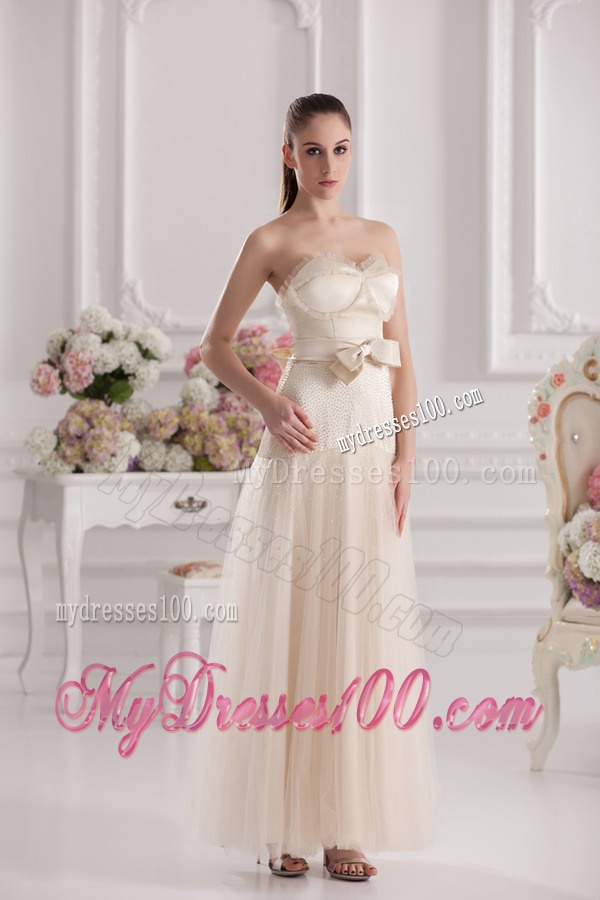A-line Sweetheart Floor-length Bowknot Champagne Evening Dress