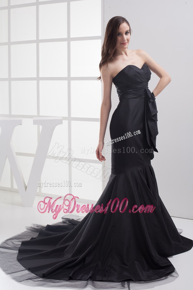 Black Mermaid Sweetheart Ruching Celebrity Dress with Chapel Train