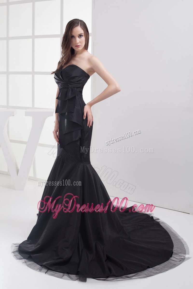 Black Mermaid Sweetheart Ruching Celebrity Dress with Chapel Train