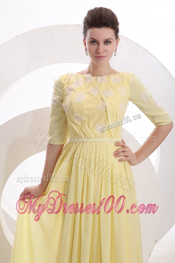 Light Yellow Empire Bateau Appliques with Beading Short Sleeves Evening Dress