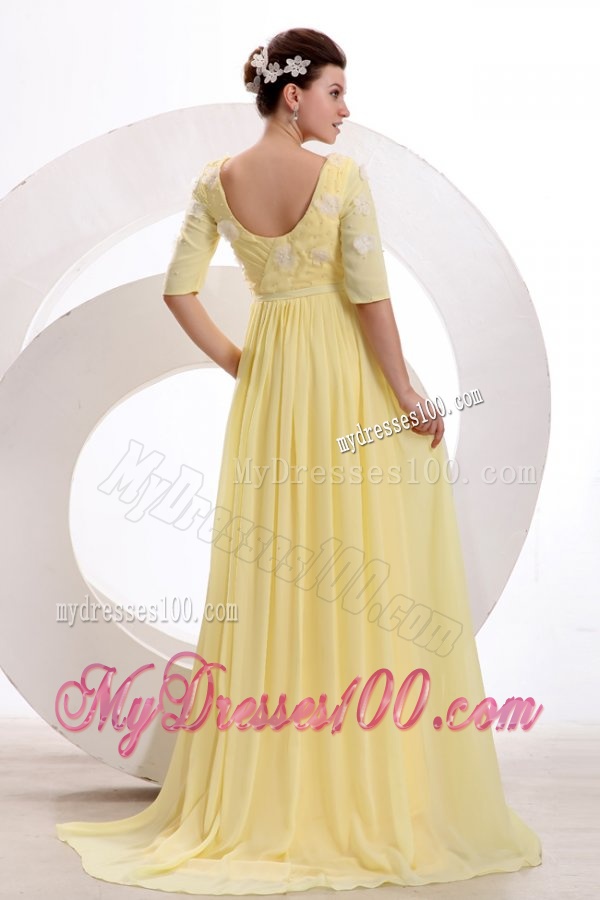 Light Yellow Empire Bateau Appliques with Beading Short Sleeves Evening Dress