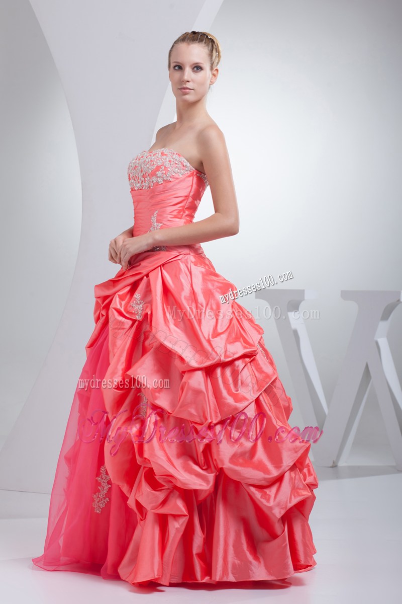 Sweetheart A-line Watermelon Red Quinceanera Dress Pick-ups Appliques