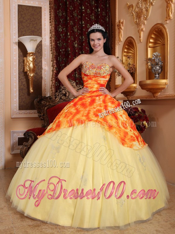 Light Yellow Sweetheart Tulle Beading Ball Gown Quinceanera Dress
