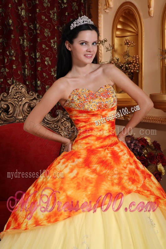 Light Yellow Sweetheart Tulle Beading Ball Gown Quinceanera Dress