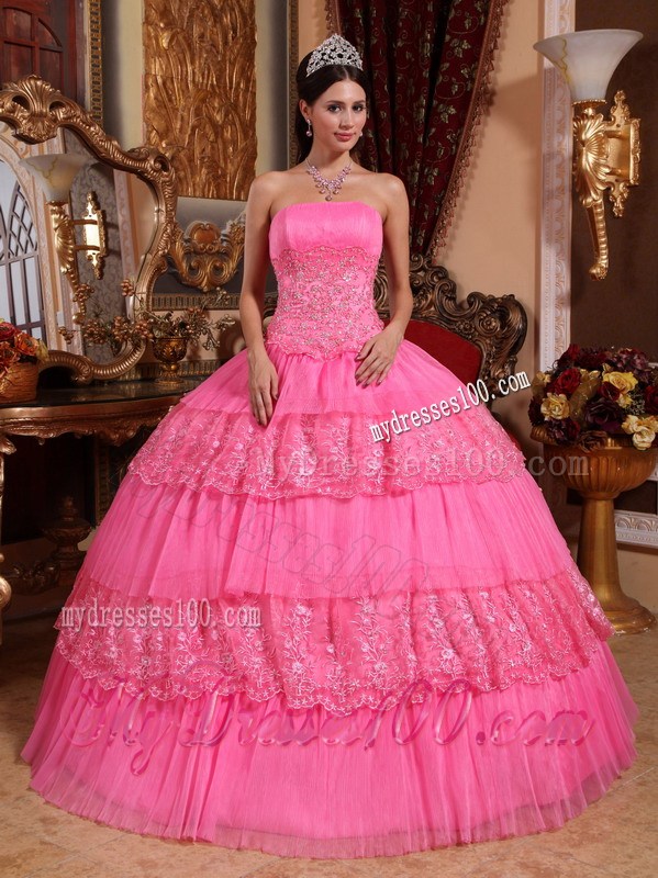 Pink Strapless Organza Quinceanera Dress with Lace and Appliques