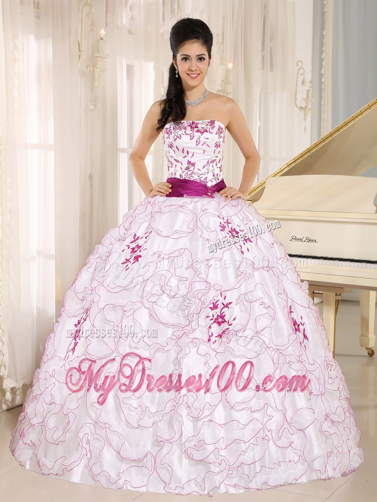White Organza Strapless Quinceanera Dress With Embroidery and Belt