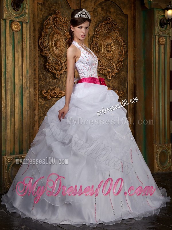 White A-line Halter Beading Organza Quinceanera Dress with Belt