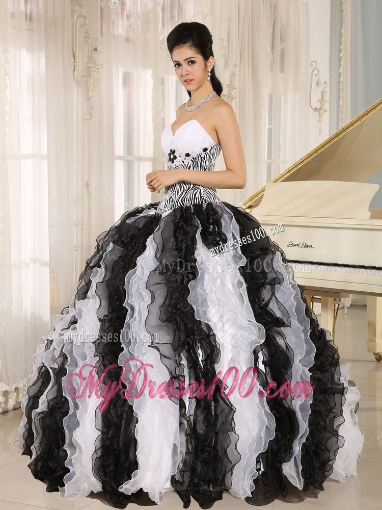 White and Black Ruffles Sweetheart Quinceanera Dress With Appliques