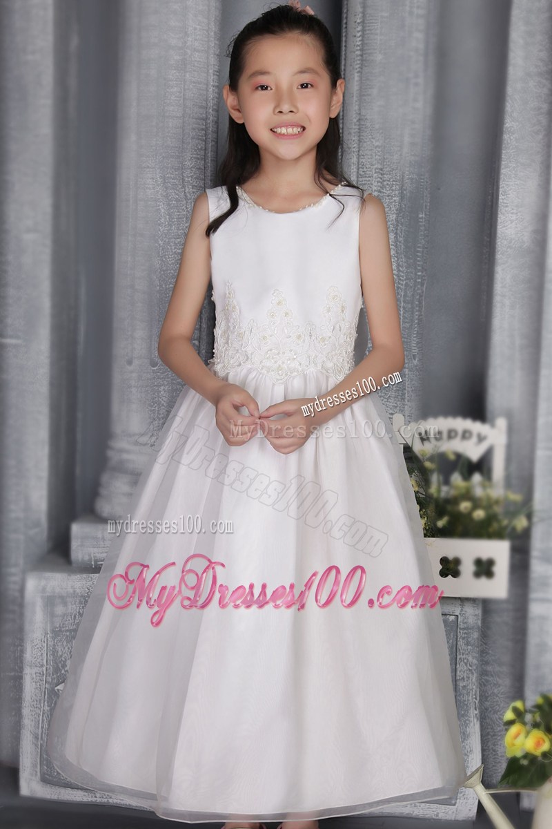 White Scoop Ankle-length Appliques Flower Girl Dress
