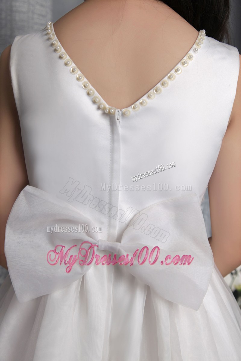 White Scoop Ankle-length Appliques Flower Girl Dress