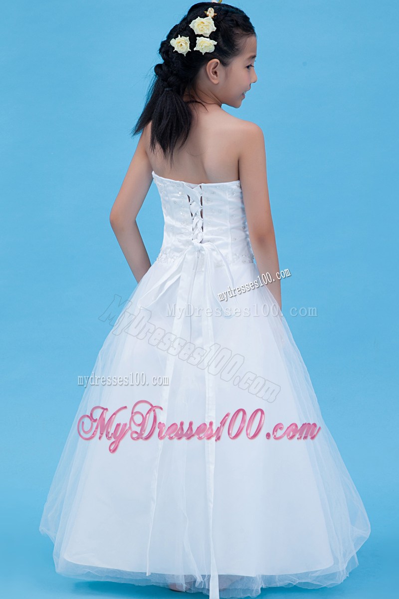 White Sweetheart Floor-length Appliques Flower Girl Dress
