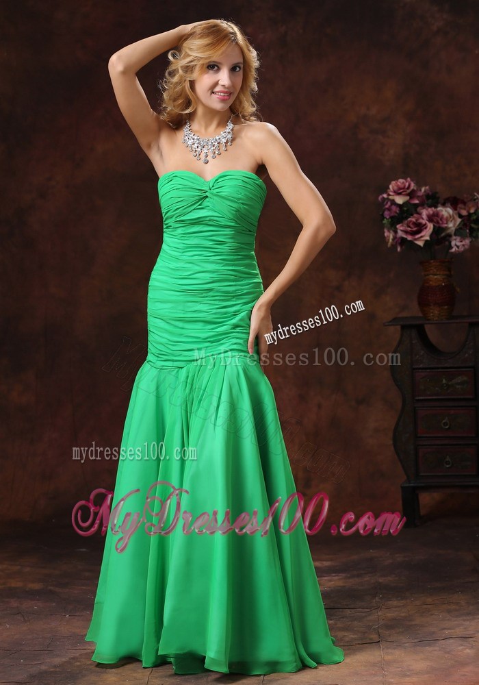 2013 Sexy Green Mermaid Sweetheart Evening Dress With Ruching