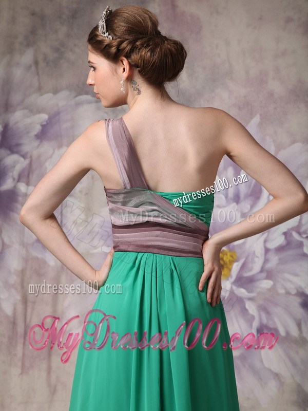 Cheap Green Empire One Shoulder Evening Dress with Appliques Brush Train
