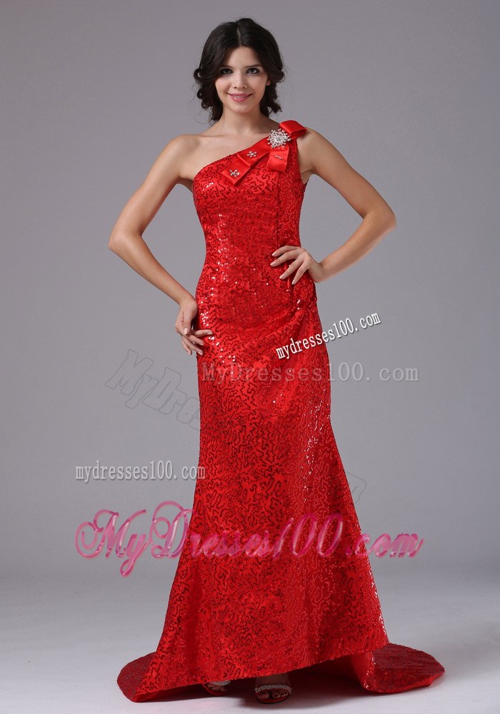 Red One Shoulder and Paillette Over Skirt For Evening Dress Brush Train