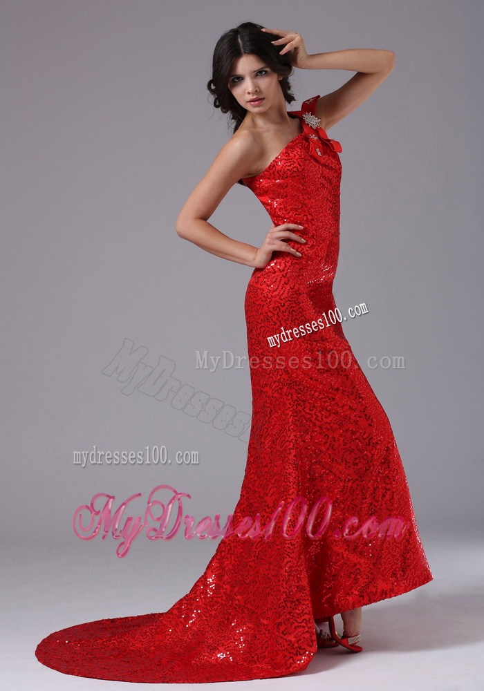 Red One Shoulder and Paillette Over Skirt For Evening Dress Brush Train