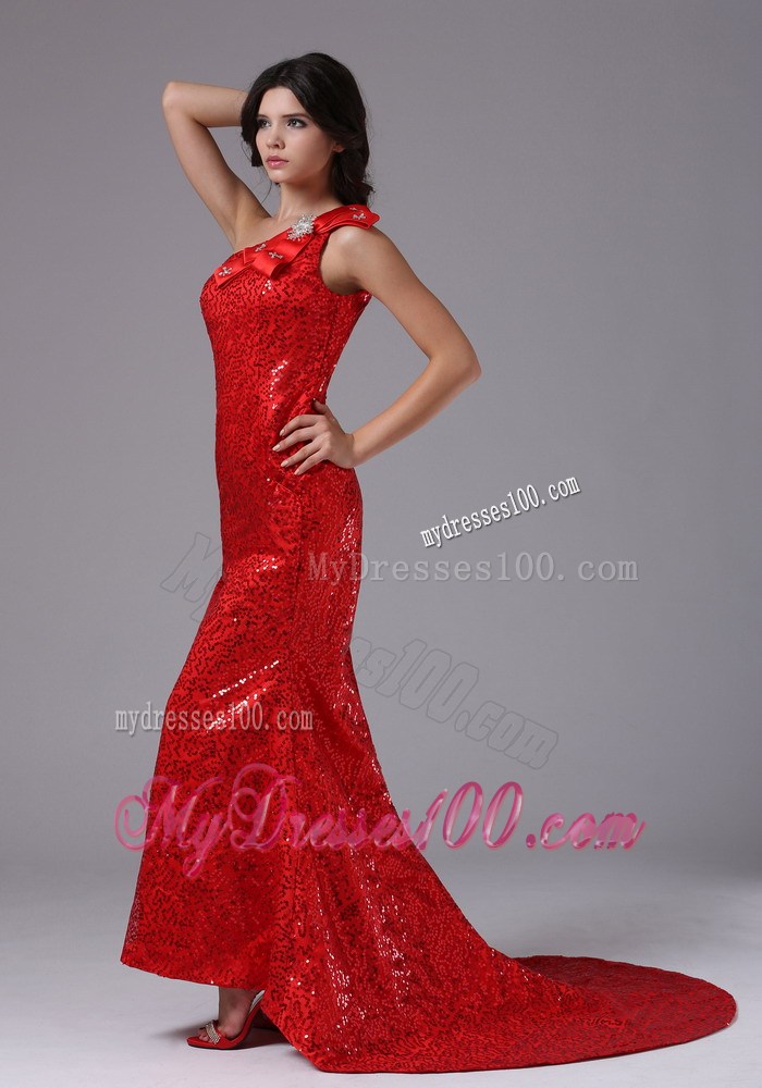 Red One Shoulder and Paillette Over Skirt For Evening Dress Brush Train